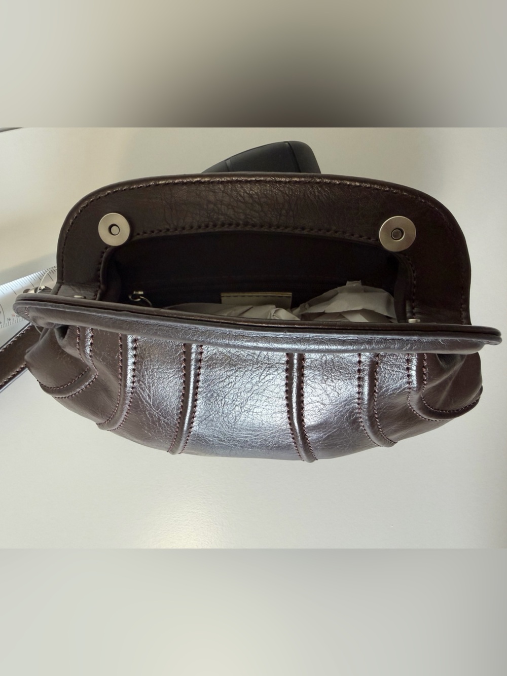 Chocolate Brown Shell Shaped Wristlet Vintage Liz Claiborne Pouch Old Stock - Picture 12 of 16